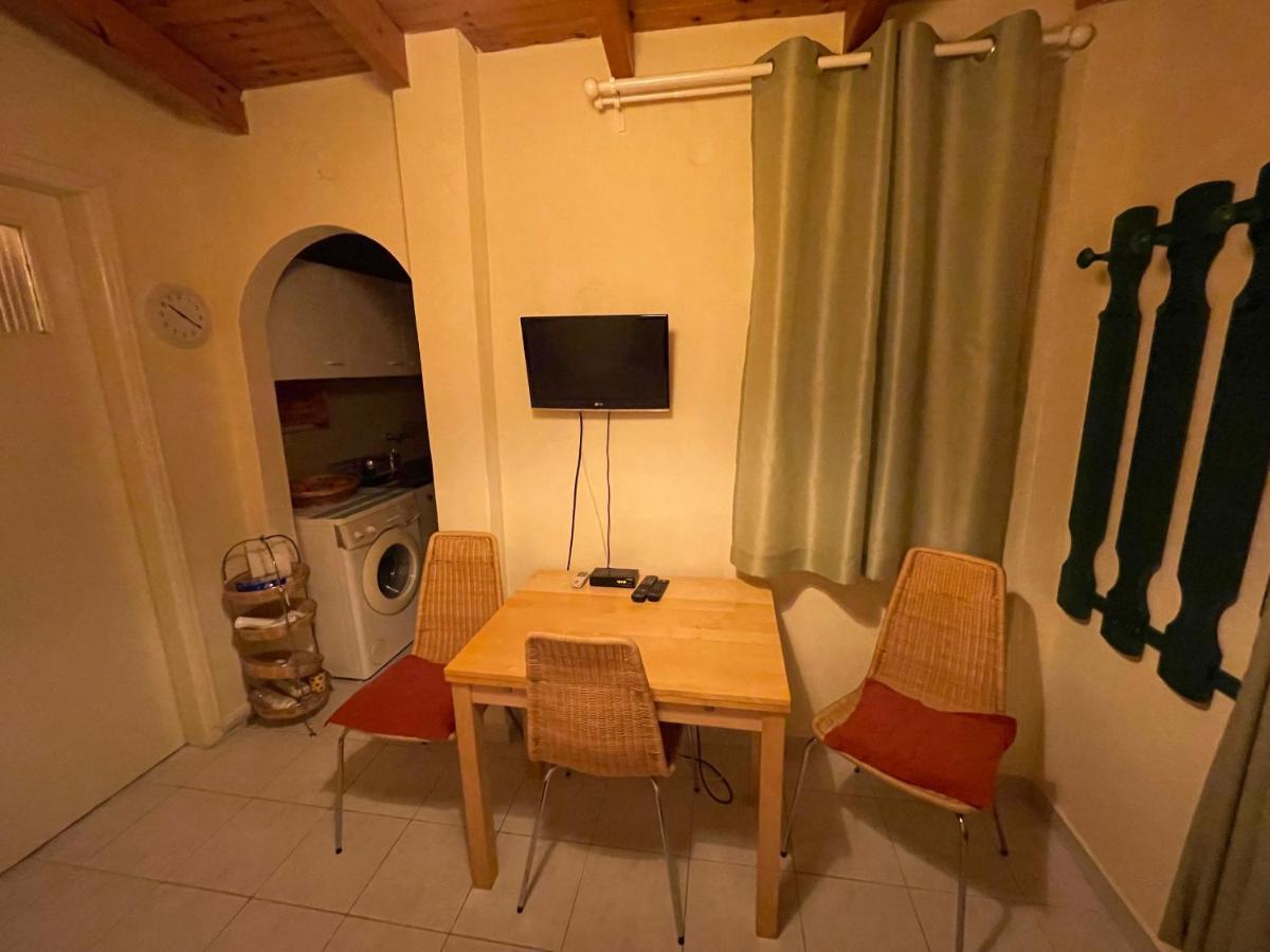 דירות Maria'S Haus In Artemida מראה חיצוני תמונה