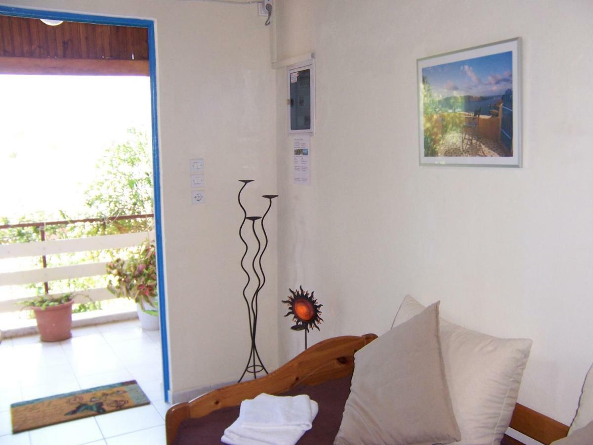 דירות Maria'S Haus In Artemida מראה חיצוני תמונה